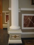 Columna estriada con base 
